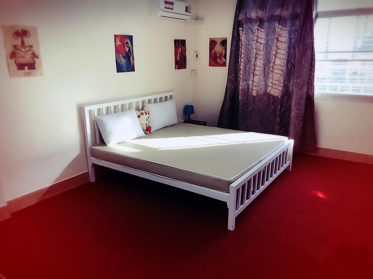 Small Elephant Hostel Бангкок Екстер'єр фото